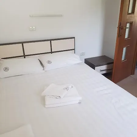Casa Evemad * Эфорие-Суд